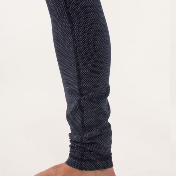 Lululemon Wunder Under Pant *Diamond Dot Luon
Inkwell 8 - Picture 4 of 9